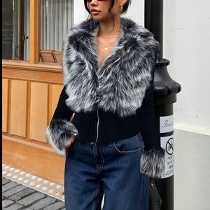 Faux Fur Trim Black Cropped Jacket with Gray Collar